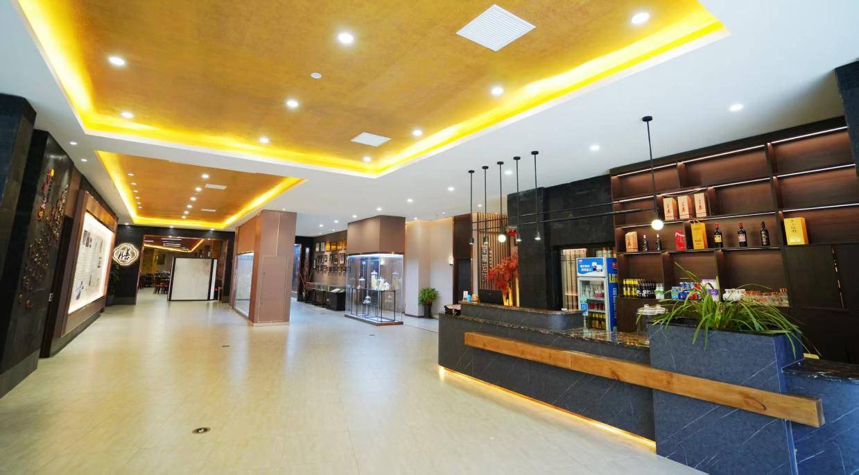 都江堰宫廷川菜店
