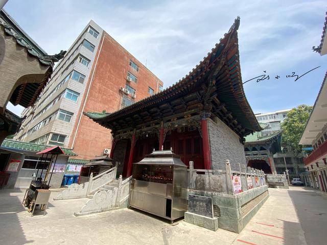 甘肃兰州有一家低调的寺庙，也叫文殊院，竟与四川成都文殊院同名