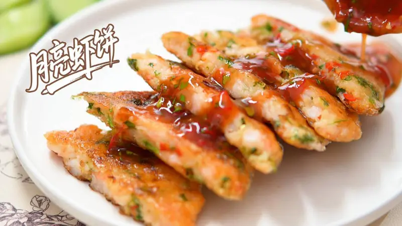 泰式虾饼裹春卷皮 煎得薄脆爆香虾肉Q弹多汁