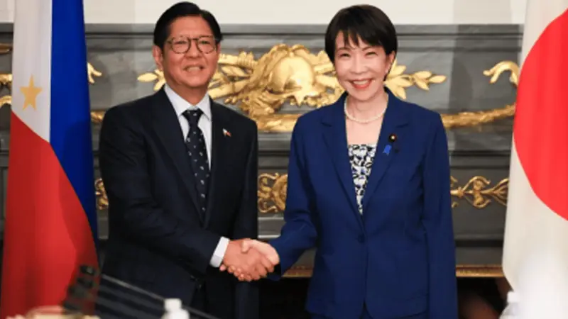 日菲都没想到,三个月后,中方打破惯例,在台东亮剑演习,印尼军舰突然入局