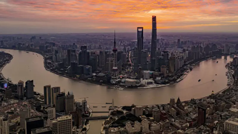 担当,成就上海