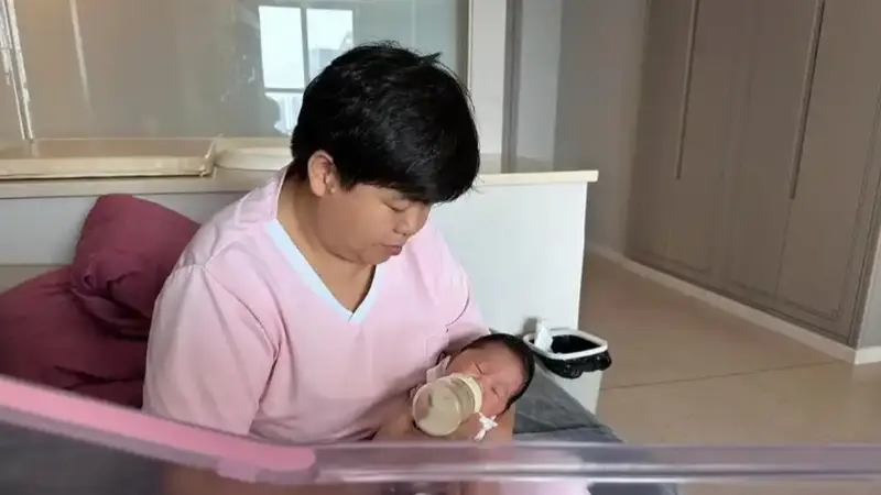 月嫂VS月子中心，这道坐月子选择题，别再盲目跟风选错