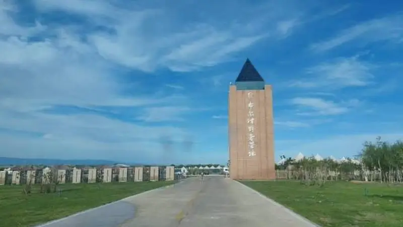 在北纬47度的阿勒泰,寻找人间最后一片净土与四季童话