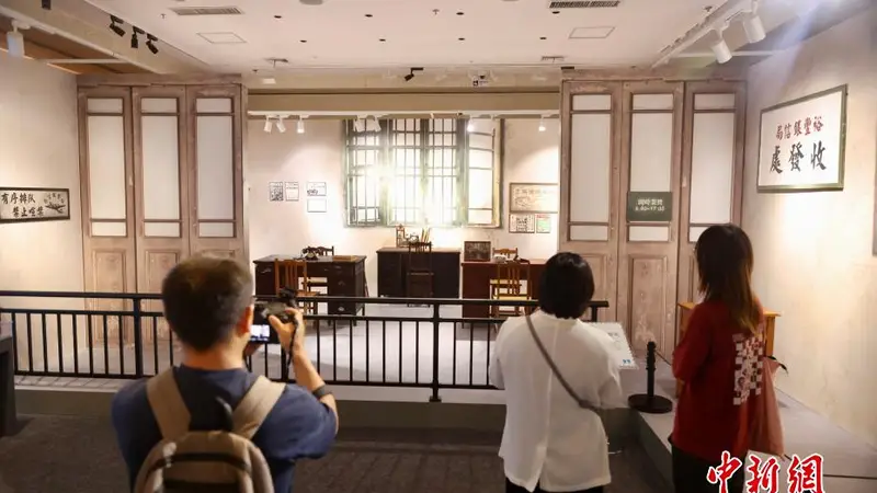 “《给阿嬷的情书》电影道具及侨批文物特展”在北京开幕