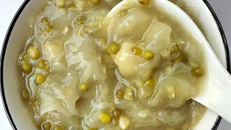 夏天多喝这碗汤解暑又清凉,食材简单做法易,快来试试吧