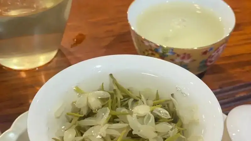 喝茉莉花茶时容易犯的5个误区，尤其第3个不少人都会中招
