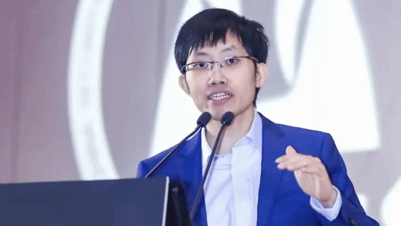 360亿美元，梁文锋成世界AI领域新首富