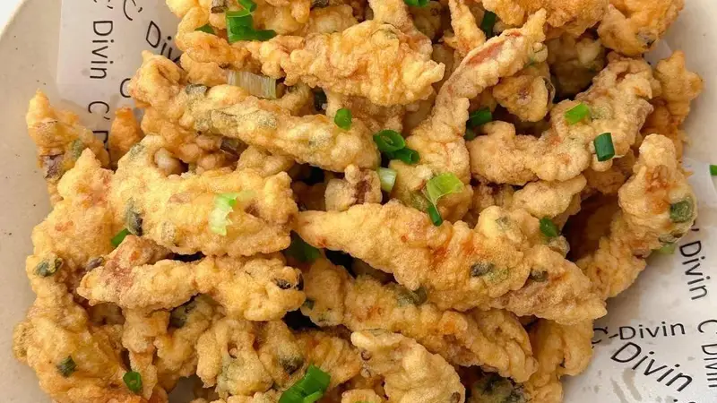 炸小酥肉，抓好一个小窍门，外皮酥不硬，放凉也不软