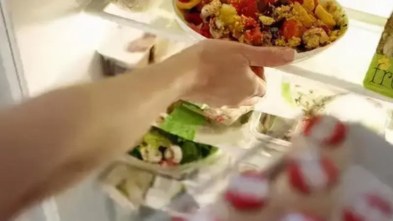 吃隔夜菜不健康?除了“3种菜”不能隔夜,其它可以随意吃