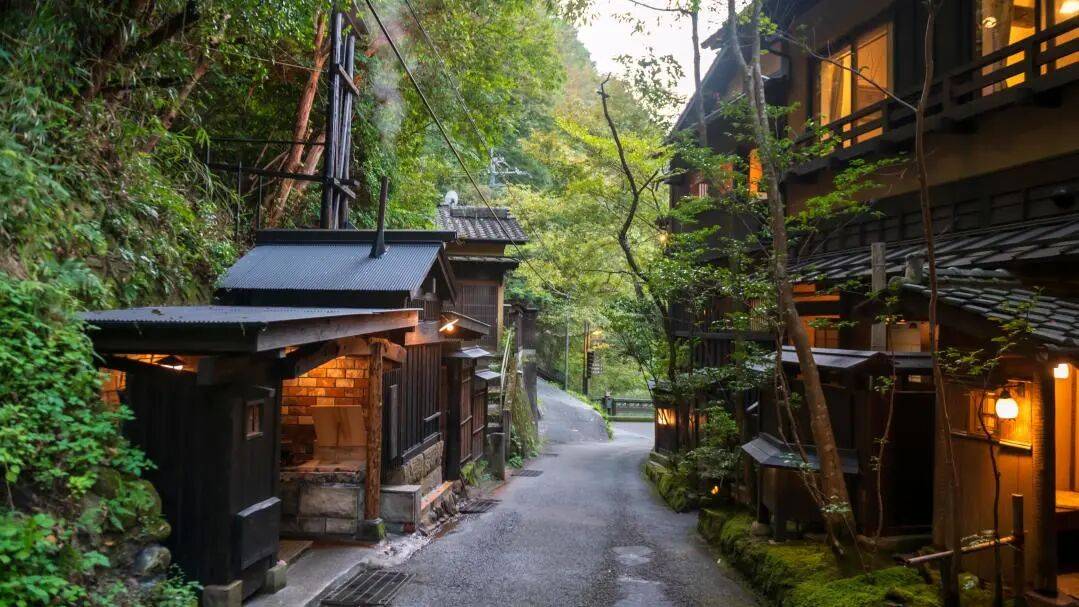 日本温泉旅馆，是如何从传统住宿一步步变成全球高端资产的？