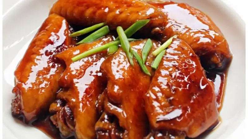 可乐鸡翅文火慢焖 烟火里熬出清甜回甘