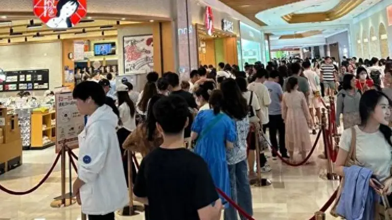 奶茶店的终点,真的是便利店吗?中国茶饮疯狂跨界,卷出新生存法