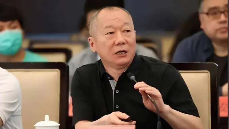 肖鹰教授,恐怕要黯然收场