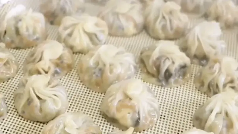 素馅包子这样调才好吃,不用和面,轻松做出好吃的小蒸包