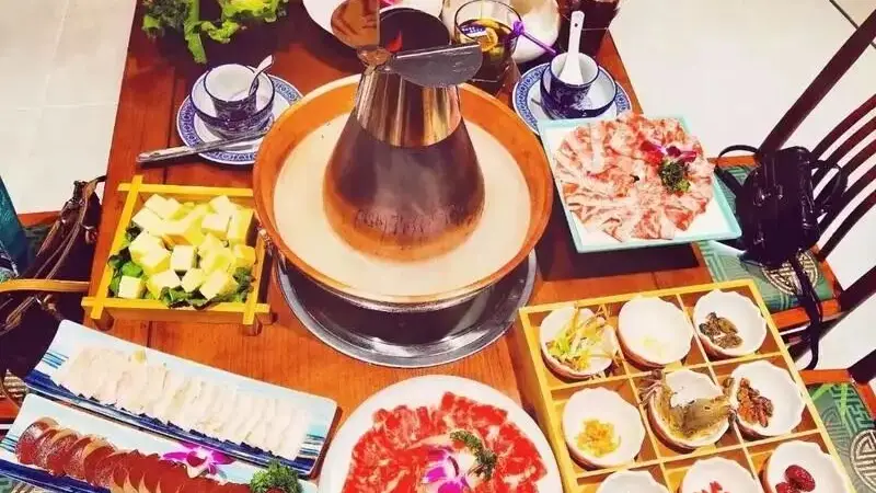 发现乌拉满族火锅的灵魂所在