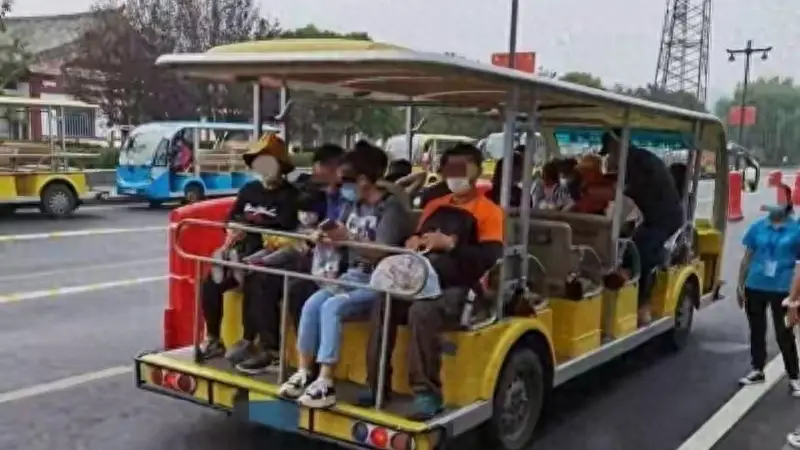 一家4口景区门票竟要5000元?宰客套路终于玩不下去了!