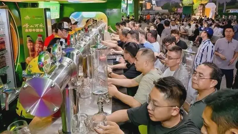 青岛啤酒节36年:一场节庆如何吃透全年增长