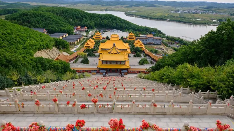 敦化市旅行攻略·六鼎山金鼎大佛与雁鸣湖