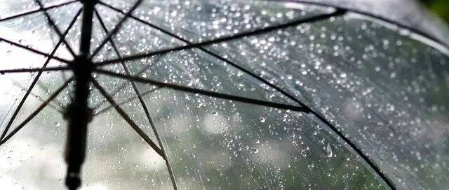 北京市防汛部门提醒：降雨还没结束，请市民减少外出