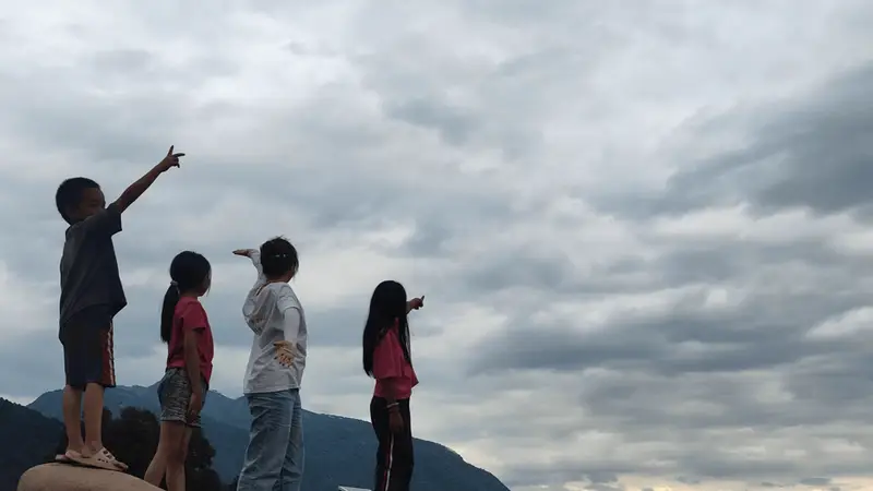 高考699分的河南女孩韩雅平被网暴，到底戳中了谁？