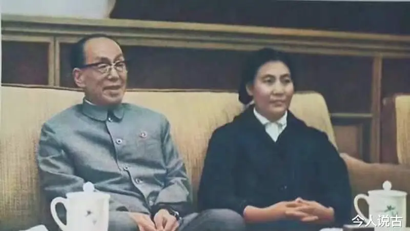 毛主席想调整空军领导班子,副统帅直接顶回去:还是得用吴法宪