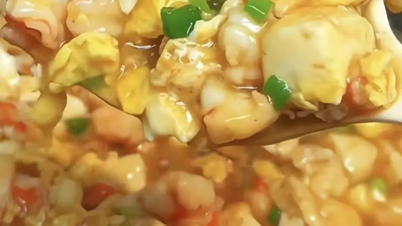 虾仁豆腐抱蛋:鲜美嫩滑的家常美味