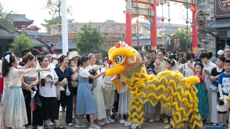 河北丰南：河头老街赏百戏
