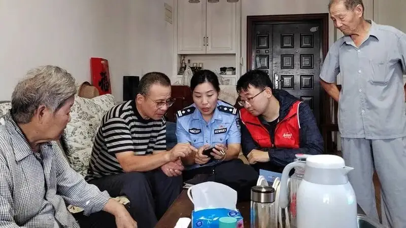 女警邵楠转岗海工社区,靠邻里情打开军属心门成贴心人