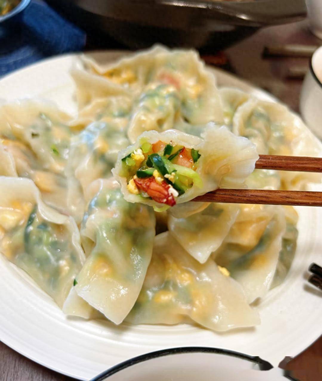 小暑吃饺子，韭菜芹菜靠边站，选择3种馅，正当季营养丰富