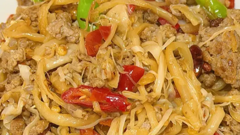 一口入魂的傣味家常菜!酸笋脆嫩牛肉嫩滑超解馋