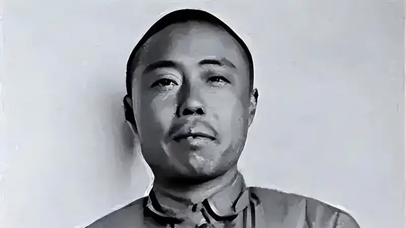 人人只骂他晚年犯错,却没人看见,他独守绝境3年救了红军