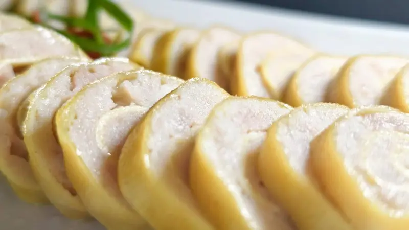 蒸肉卷：香软筋道，一学就会的家常美味