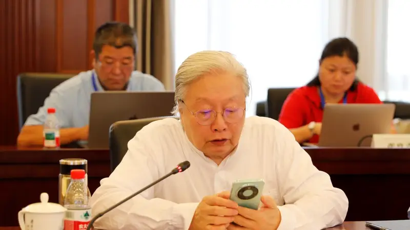 谢遐龄｜追思束景南先生并论宋明道学研究的启蒙意义