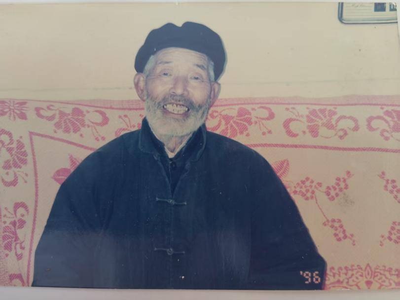 大学生写家史︱六百年，一个圈