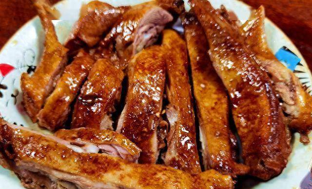 7月15入伏，少吃猪肉鸡肉，这3种肉敞开吃，营养易消化，好吃不贵