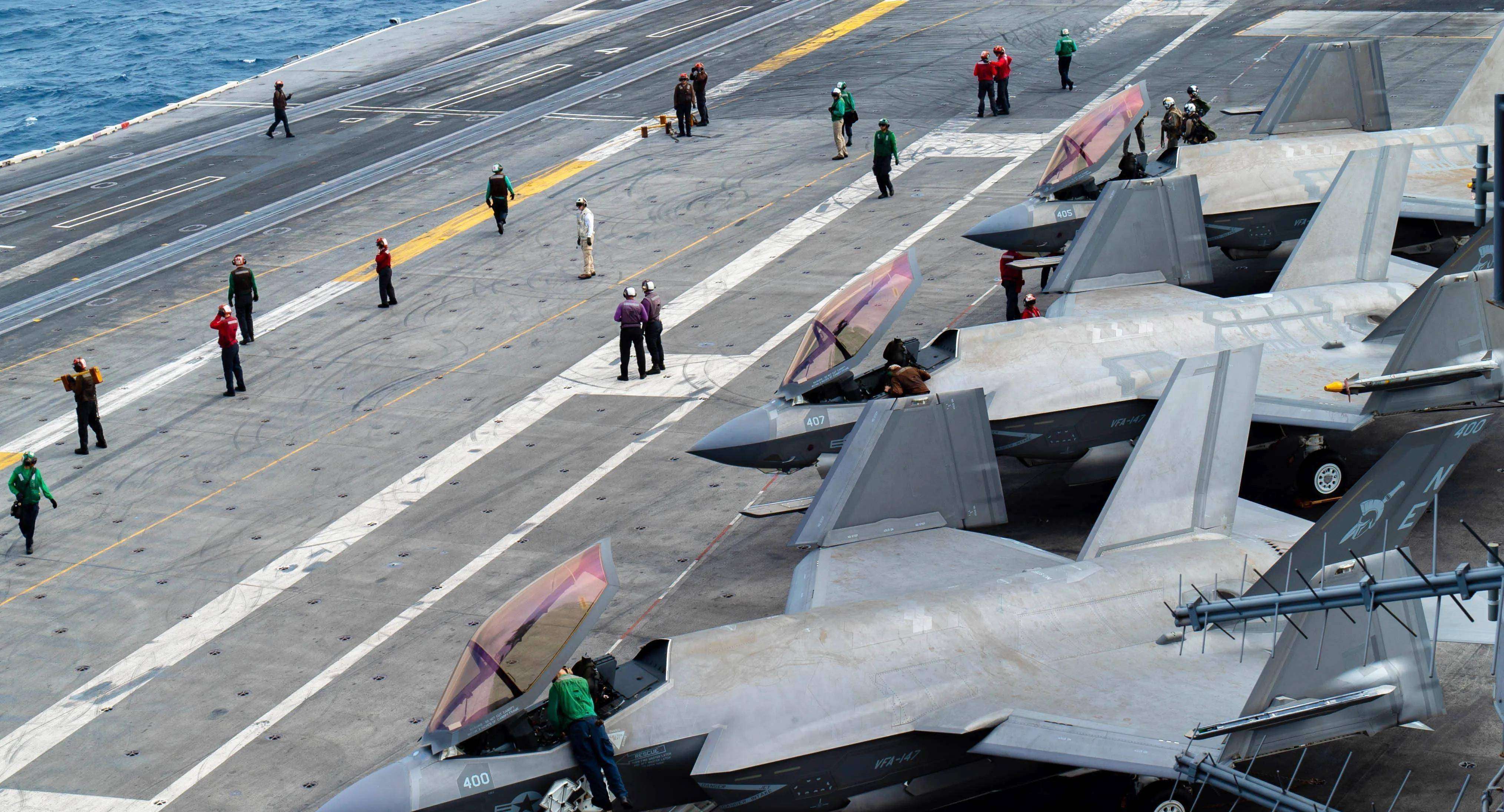 隐身战机神话破灭！F-35被击落，真实原因曝光竟是一辆卡车？