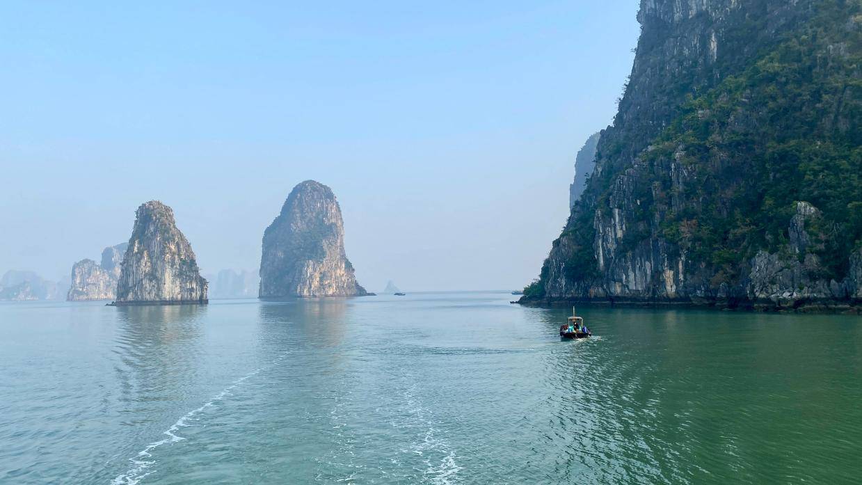 北海市中国旅行社长青路营业部，定制旅程新选择
