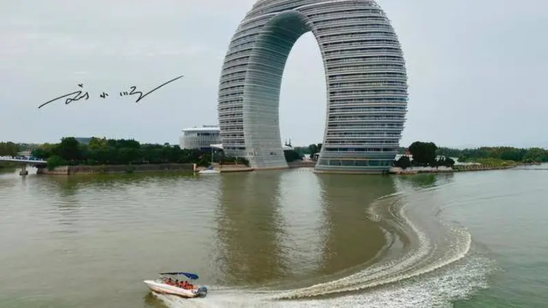 这座城市位于江浙沪交界处,还因为太湖而得名,却几乎没有存在感