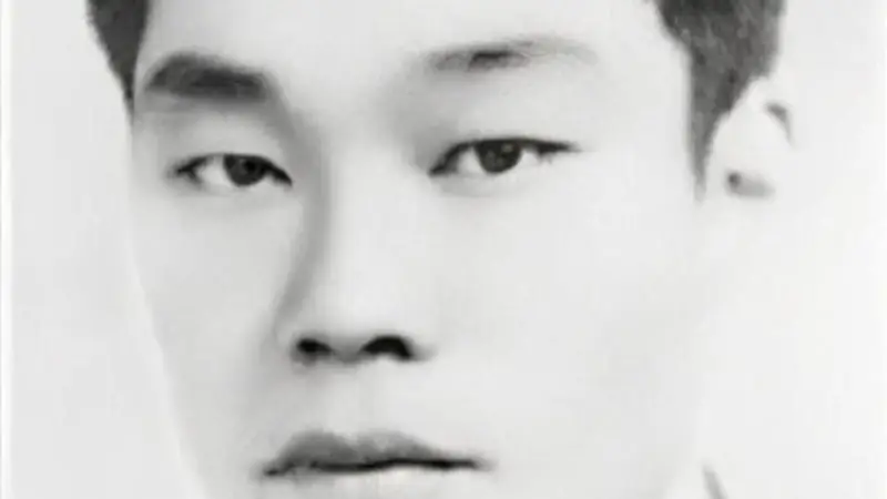顾顺章叛变后，全家被秘密处决，女儿死里逃生，终身不敢提及父亲