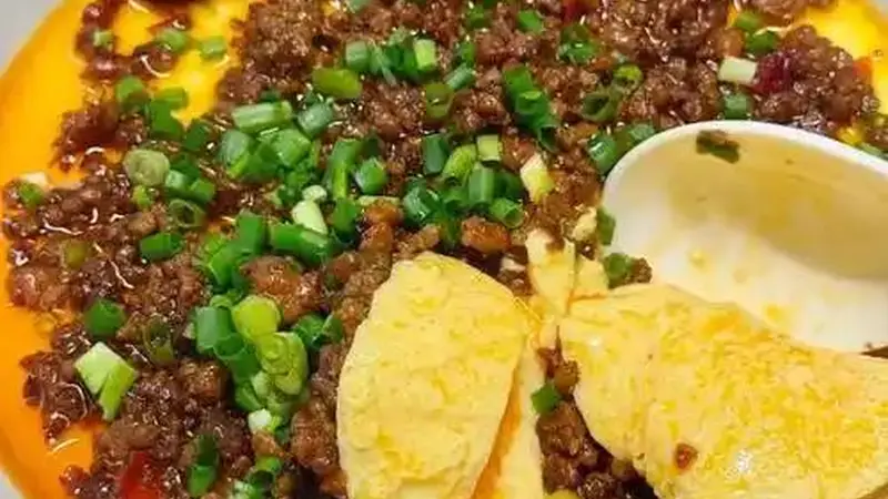 吕文扬的香煎芙蓉蛋：煎出来的粤式金黄香