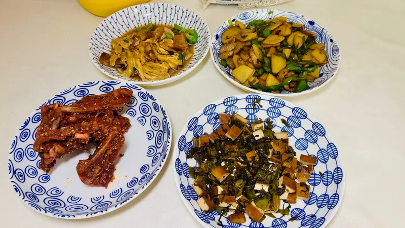 简单食材，雨天的一餐就完成了