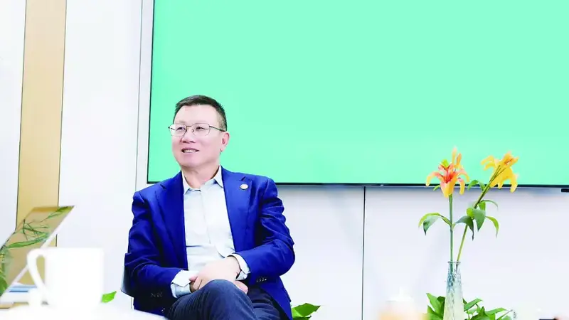上海应用技术大学校长:同一把尺子,量不出应用型大学的答案
