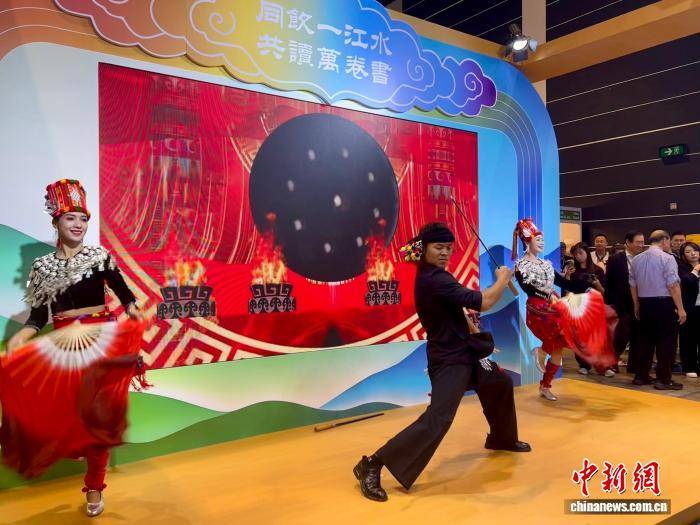 55家内地出版单位亮相第36届香港书展