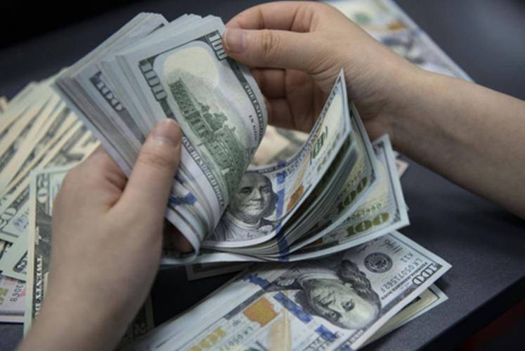 去美元化比想象中更快！除了黄金，这3类资产正在悄悄涨