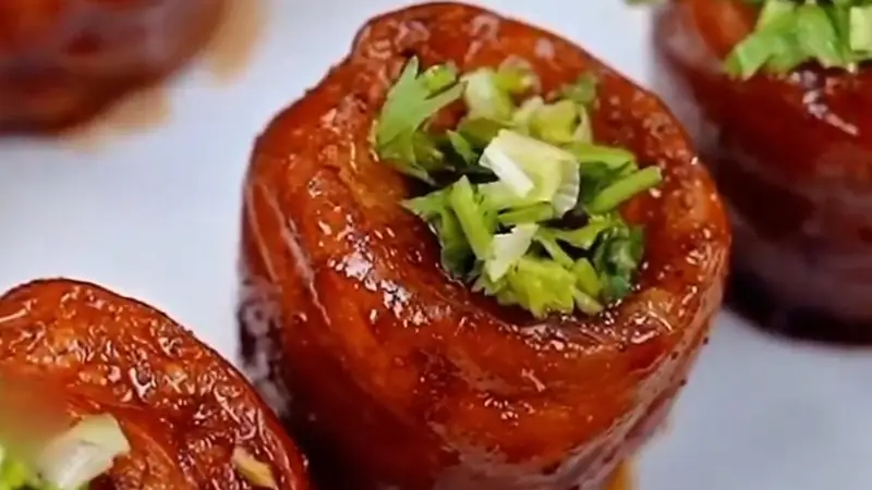 济南人嘴真严,甜沫是咸的把子肉要捆着吃