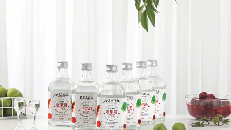 泡果酒用什么白酒泡最好？度数选错了果酒全废掉，老师傅说了实话