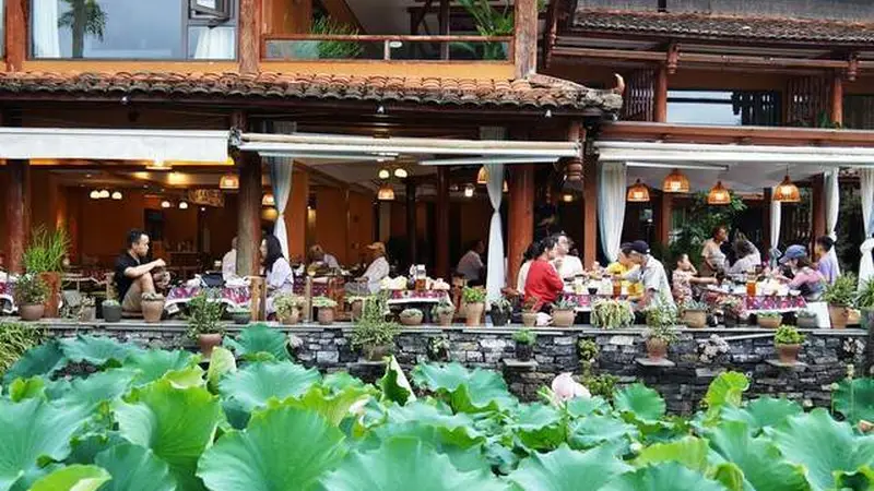 时评：清凉一“夏”，多元业态激活夏日经济活力