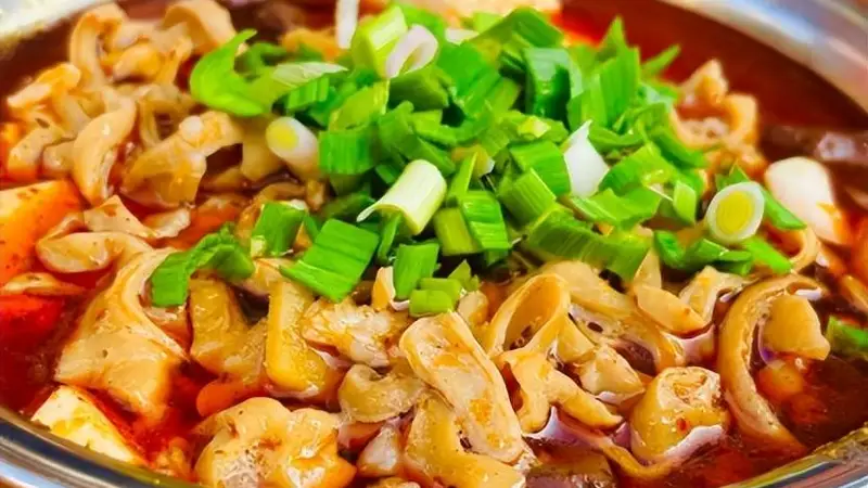 原创不输南北风味!信阳6大必吃地道美食,本地人从小吃到大的豫南味道