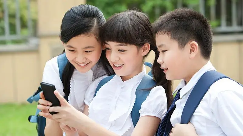 世卫组织：每七个孩子就有一人受抑郁焦虑困扰 家长做好这五步帮孩子找回自主感