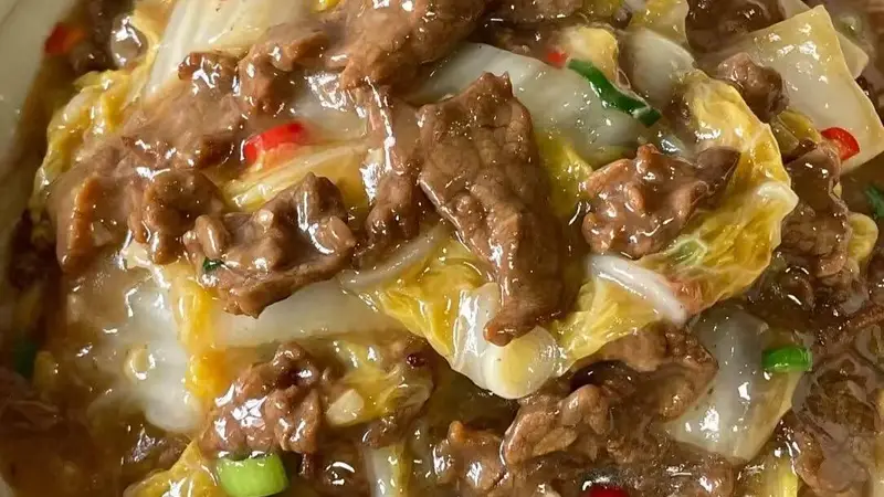 白菜炒牛肉:鲜嫩多汁,下饭神器